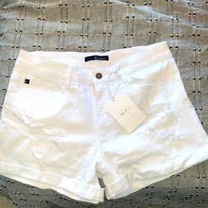 Kancan distressed white cuff shorts
